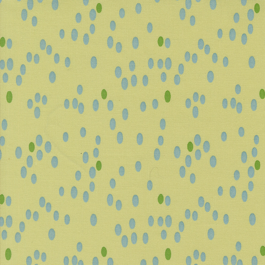 Moda Fabrics - Olive You Dots Light Lime 1/2m