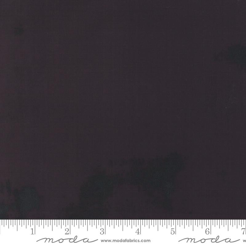 11108 99 Grunge Onyx Extra Wide Quilt Backing (108in) 1/2m