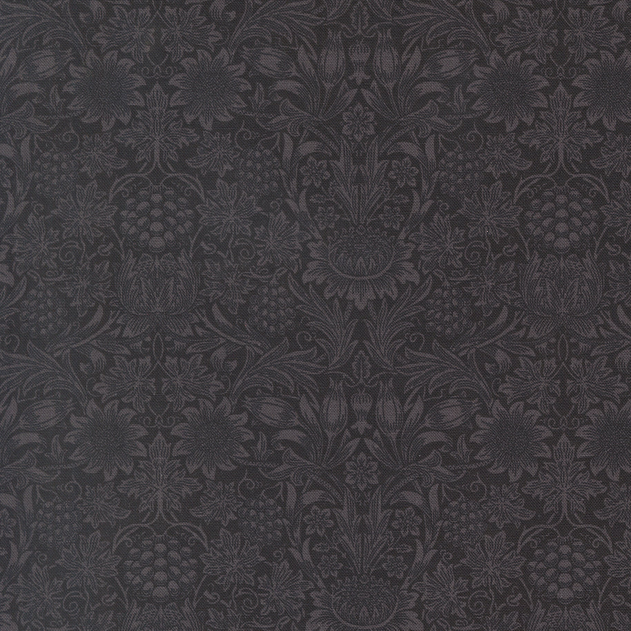 13386 15 Morris Muse Ebony by Barbara Brackman 1/2m