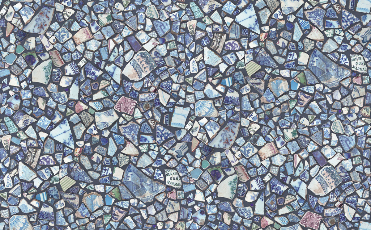 Larking Mosaic Derby