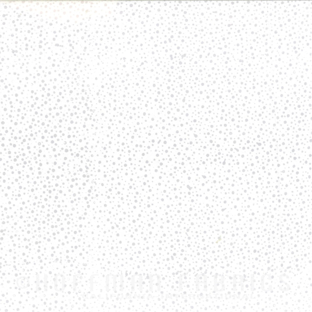 Hoffman Bali Dots Ivory 1/2m
