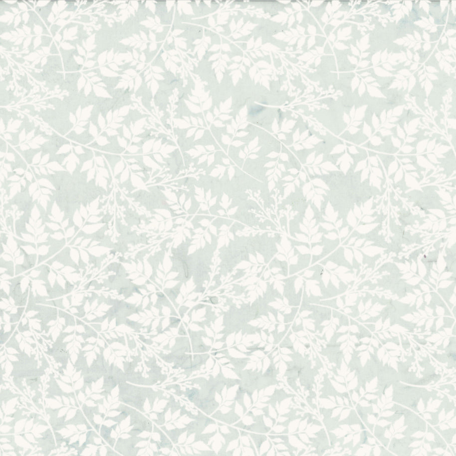 Hoffman Sweet Shoppe Batiks Iceberg 1/2m