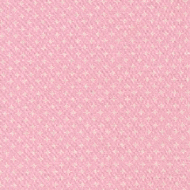 51275 20 Diamonds Blush Scenery by Elizabeth Hartman 1/2m