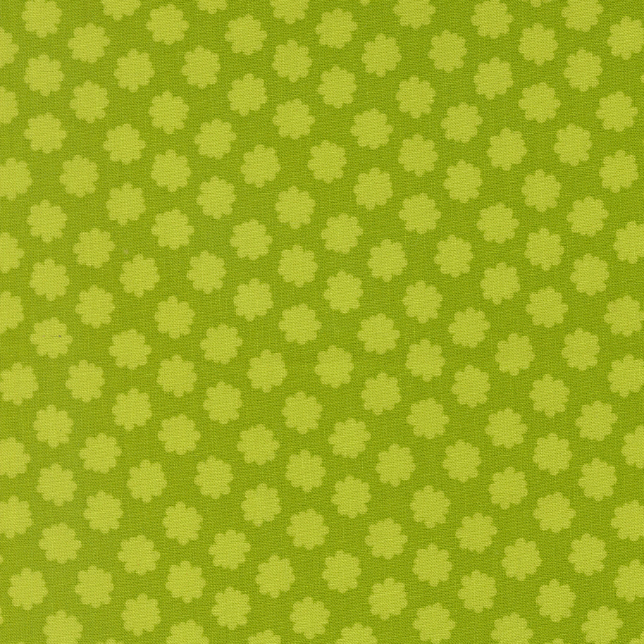 51276 14 Puffball Lime Scenery by Elizabeth Hartman 1/2m
