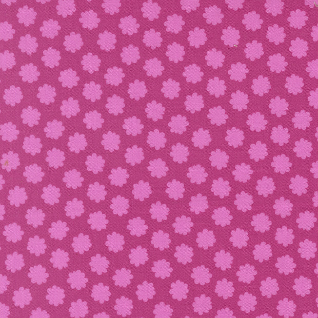 51276 20 Puffball Passion Fruit Scenery by Elizabeth Hartman 1/2m