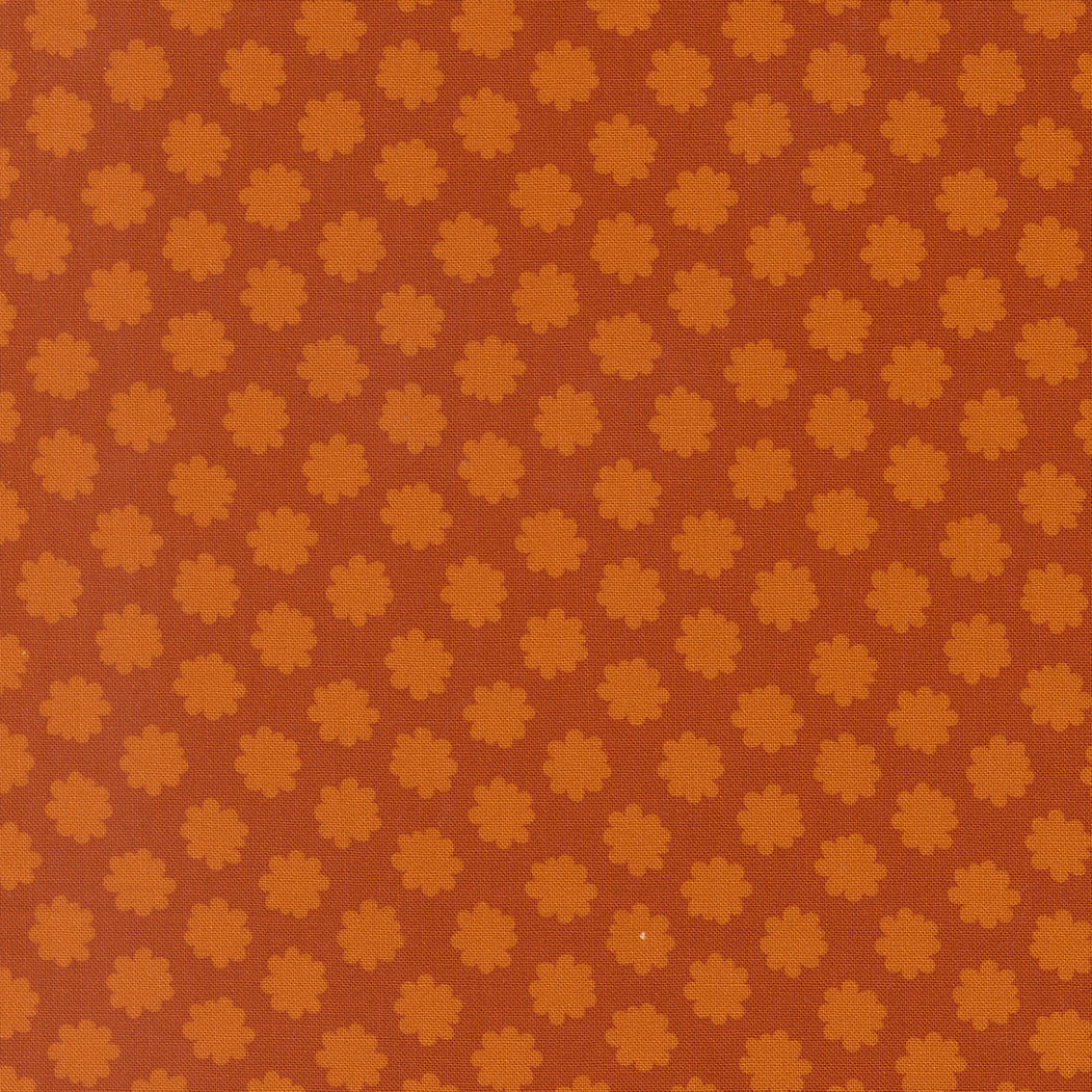 51276 22 Puffball Spice Scenery by Elizabeth Hartman 1/2m