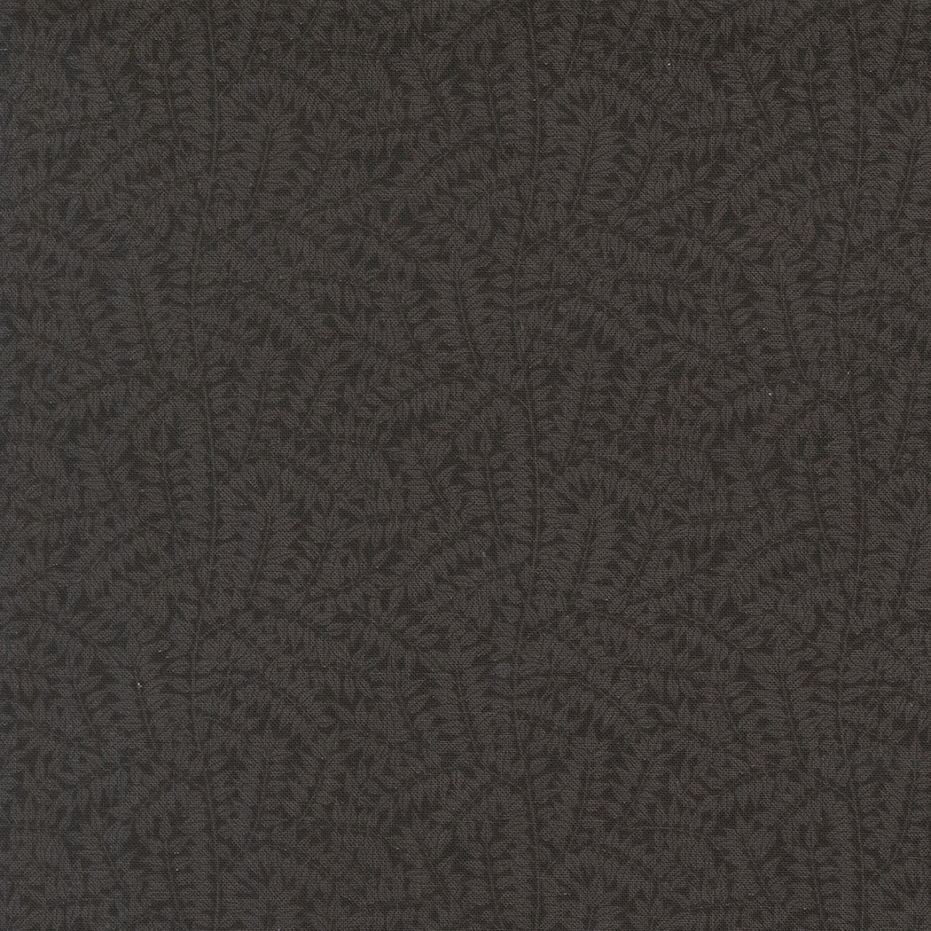 Morris Manor Leaf Vine Ebony