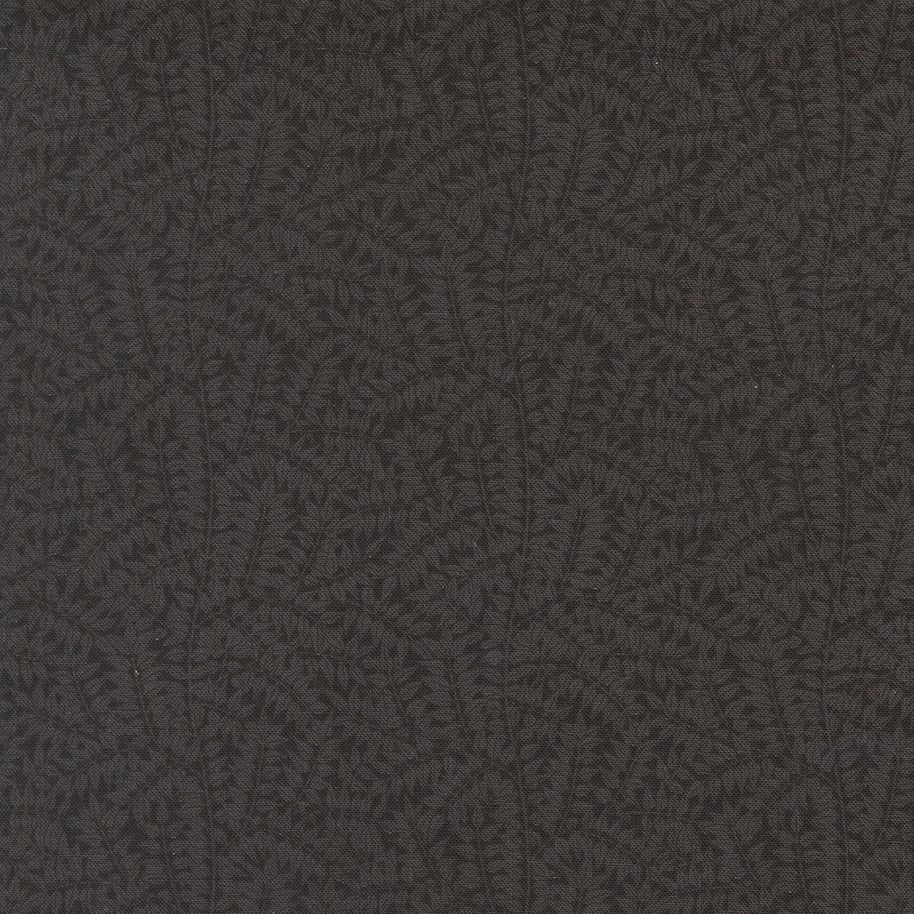 Morris Manor Leaf Vine Ebony