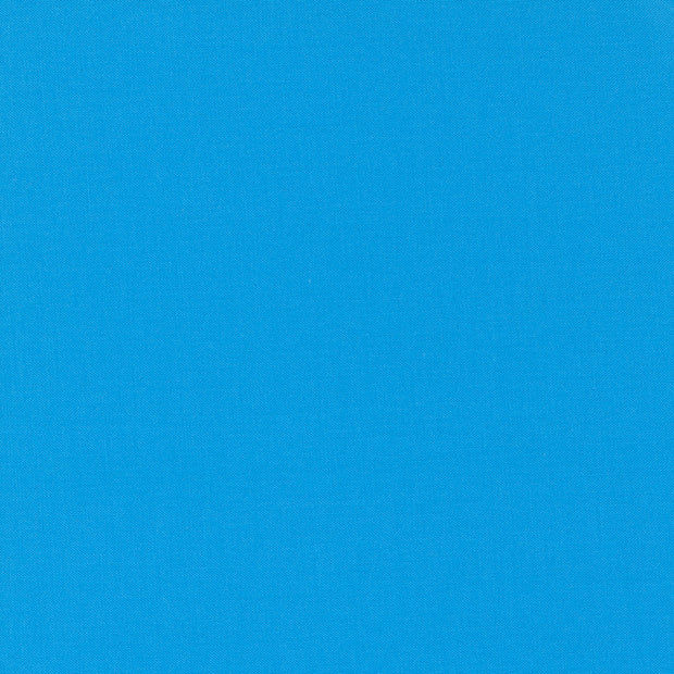 9900-142 Little Boy Blue Bella Solids 1/2m
