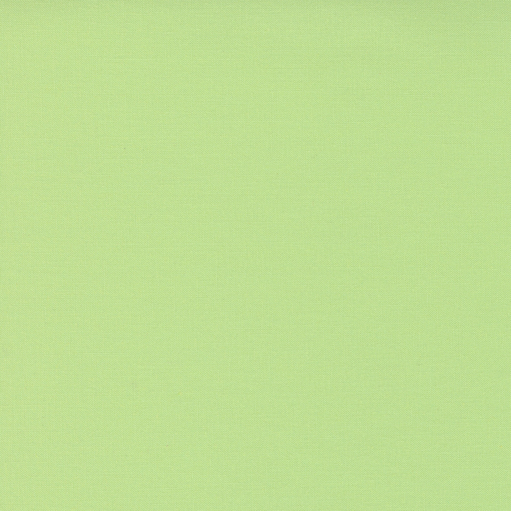 9900-187 Green Tea Bella Solids 1/2m