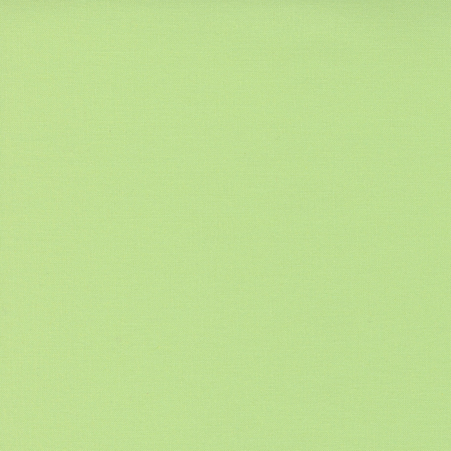 9900-187 Green Tea Bella Solids 1/2m