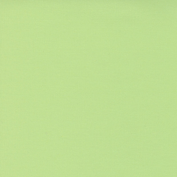 9900-187 Green Tea Bella Solids 1/2m