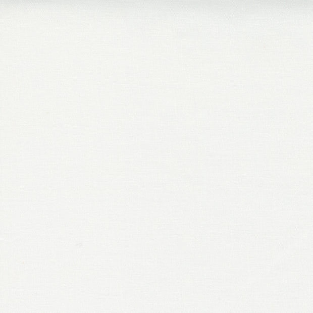 9900-200 Off White, Bella Solids 1/2m