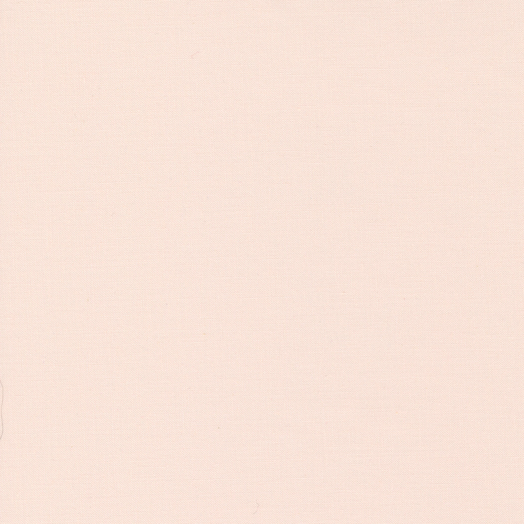 9900-026 Pale Pink, Bella Solids 1/2m