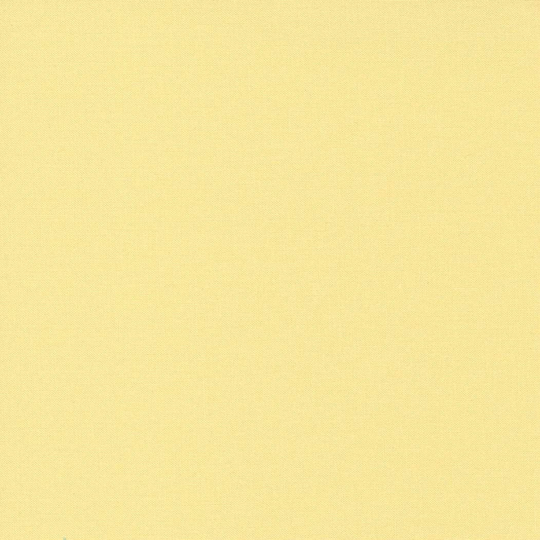 9900-031 Baby Yellow Bella Solids 1/2m